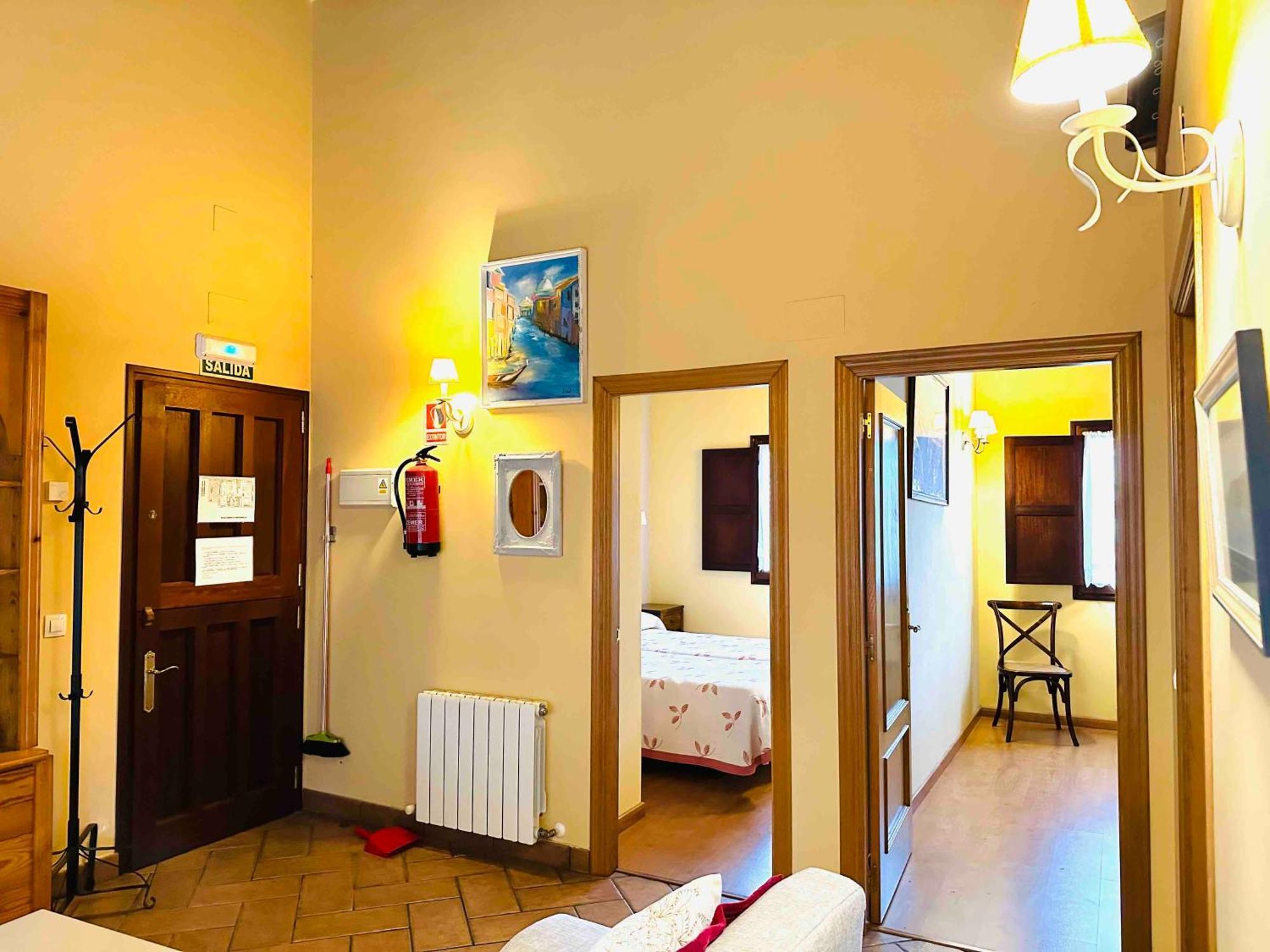 Apartamentos Rurales La Carbayala Ovinana  ภายนอก รูปภาพ