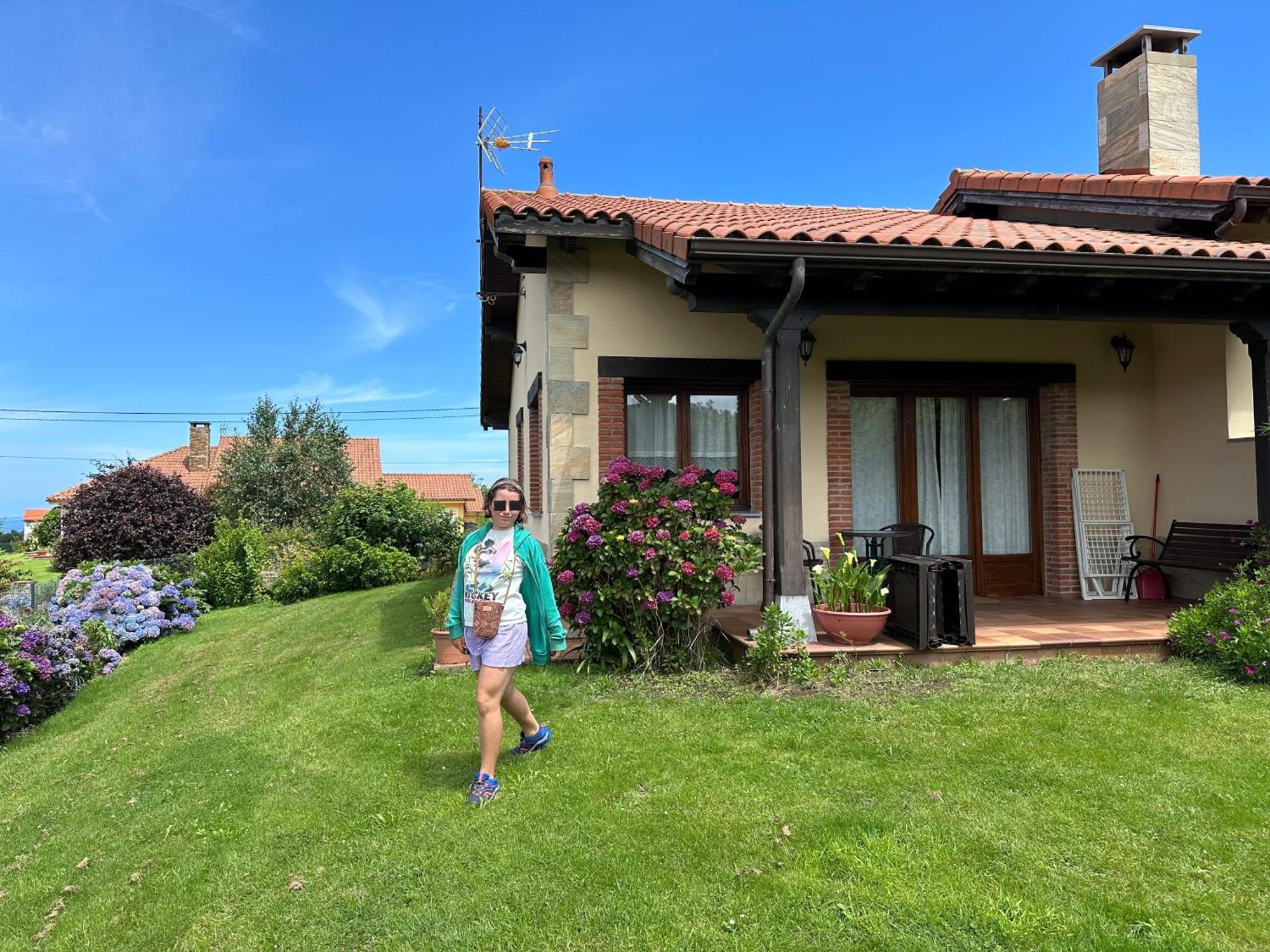Apartamentos Rurales La Carbayala Ovinana  ภายนอก รูปภาพ