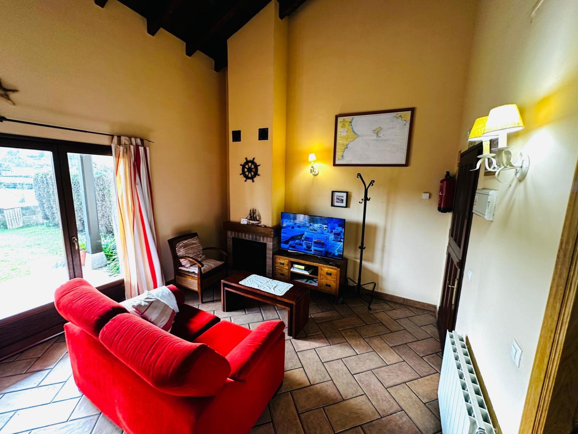 Apartamentos Rurales La Carbayala Ovinana  ภายนอก รูปภาพ