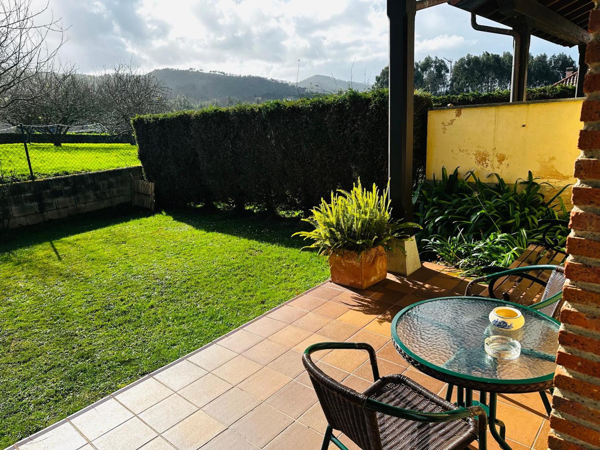 Apartamentos Rurales La Carbayala Ovinana  ภายนอก รูปภาพ