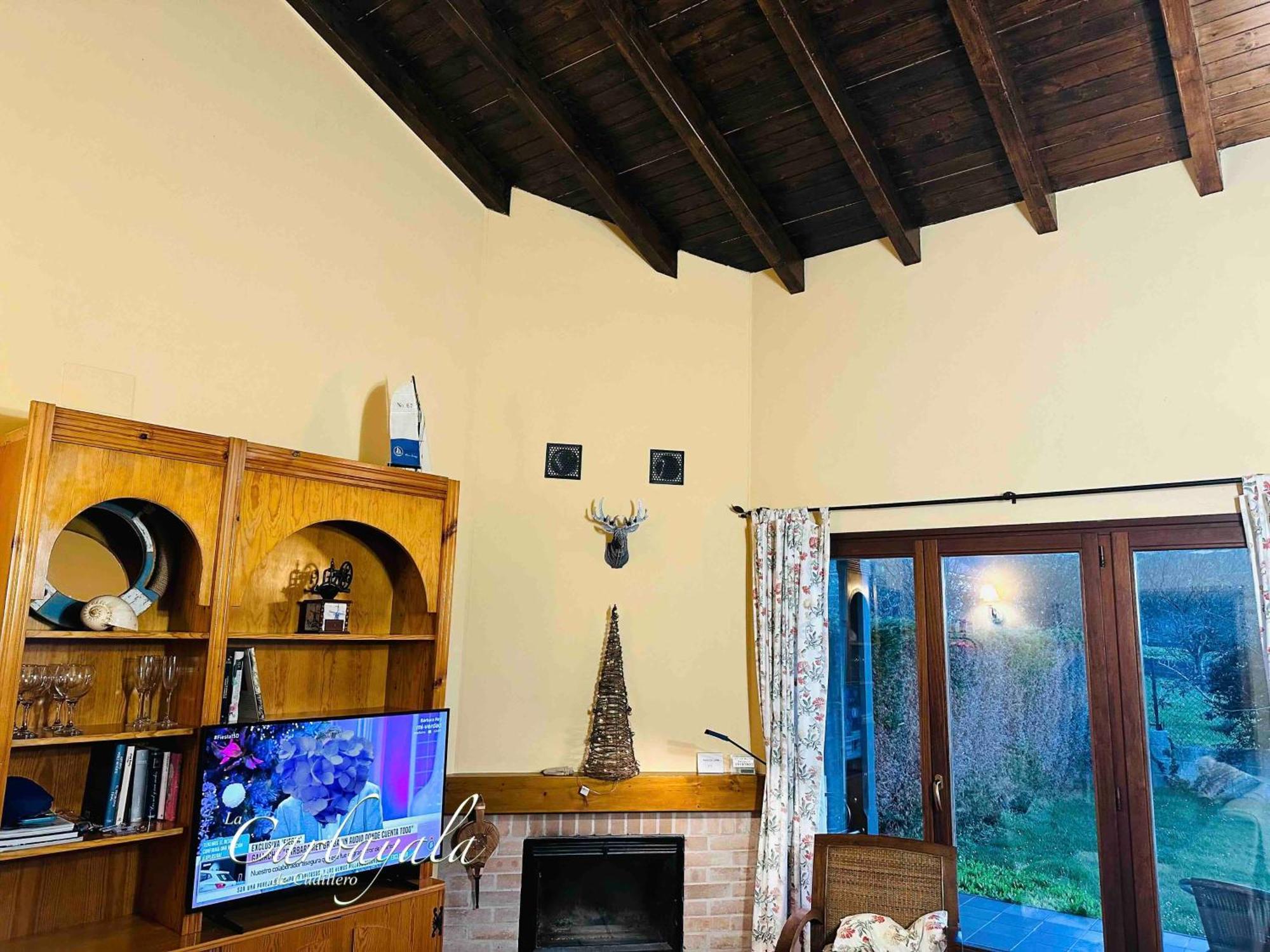 Apartamentos Rurales La Carbayala Ovinana  ภายนอก รูปภาพ